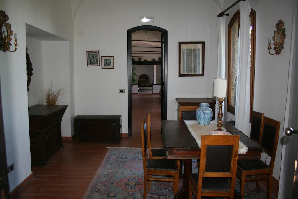 Antico Convento Santa Chiara Hotel Sarteano Exterior photo